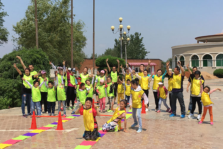 為什么要讓孩子參加冬夏令營(yíng)？