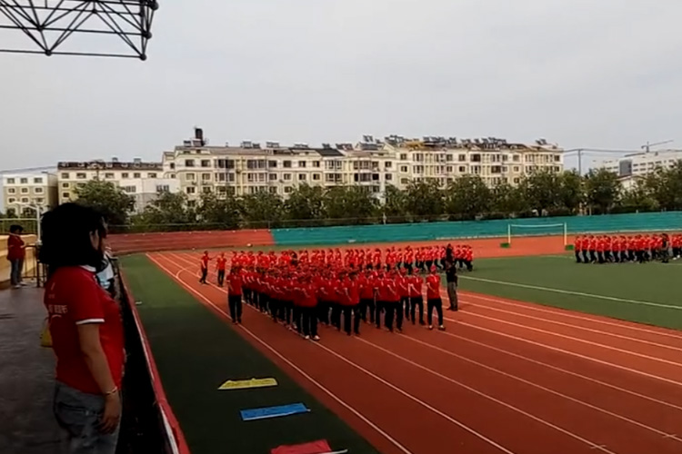 葫蘆島百大集團軍訓(xùn)